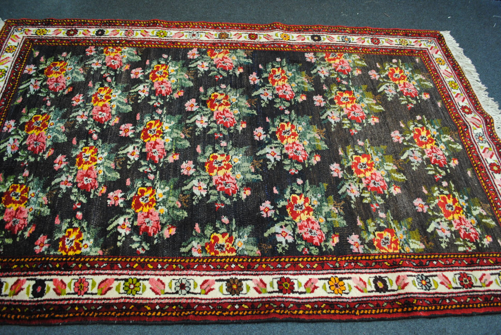 Carpet persian knotted hands 208x134cm