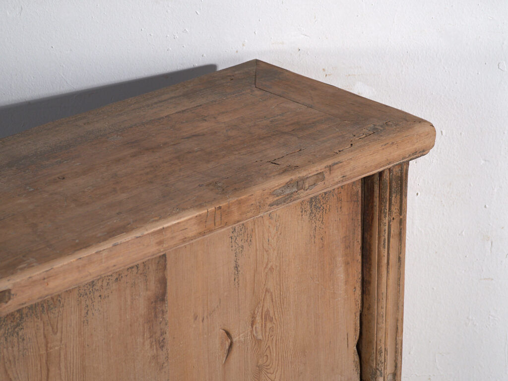 Armoire bas en orme – Shandong, vers 1900