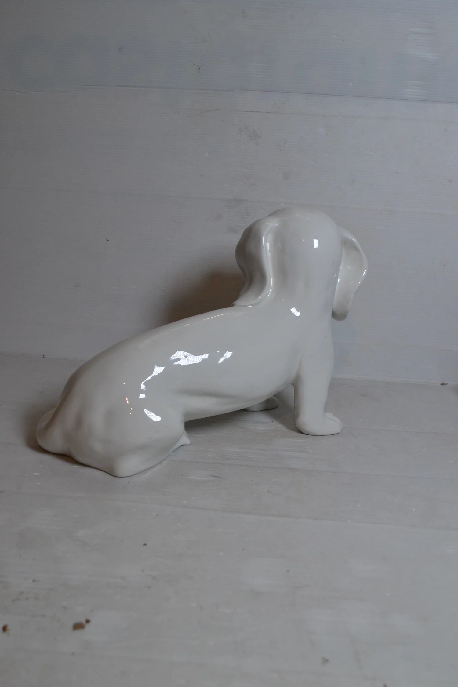 Ceramic dachshund from the 1980s.