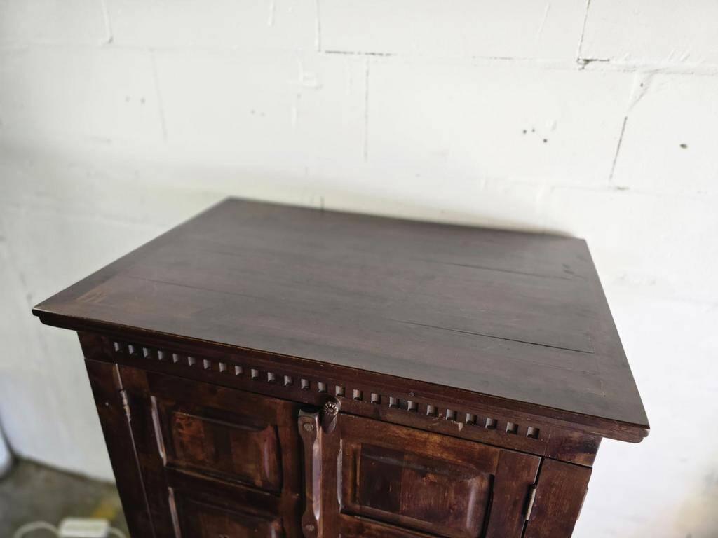 Vintage sturdy wooden cabinet / shelf / storage cabinet