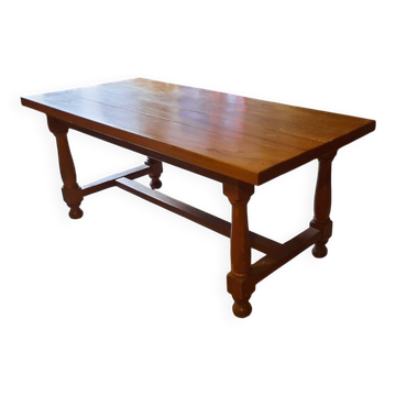 Farm table