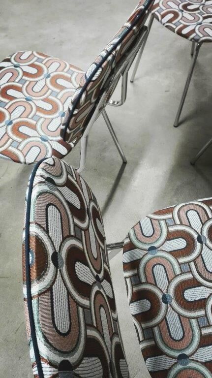 Series of four vintage italian chairs in chrome steel