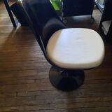 Knoll Saarinen Tulip Swivel Chair