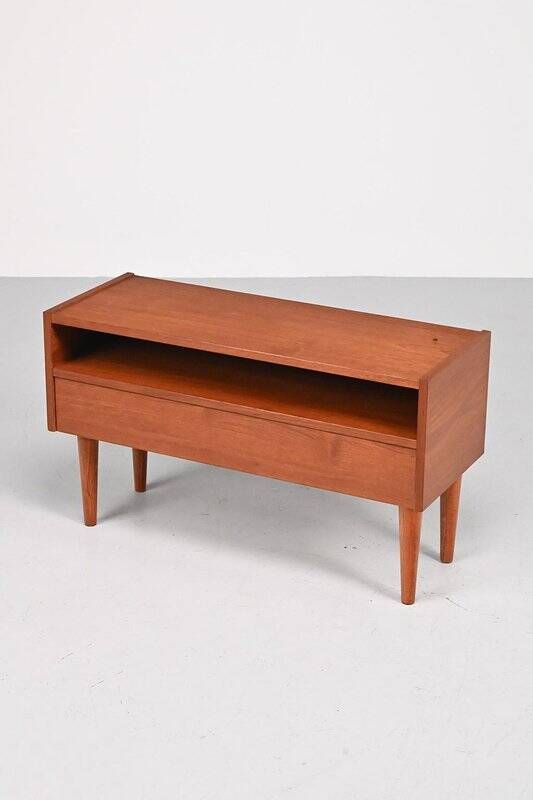 Cabinet par J. Hølmer-Hansen pour Risskov Mirrors