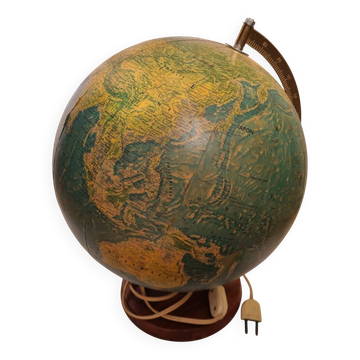 Illuminated globe 1970