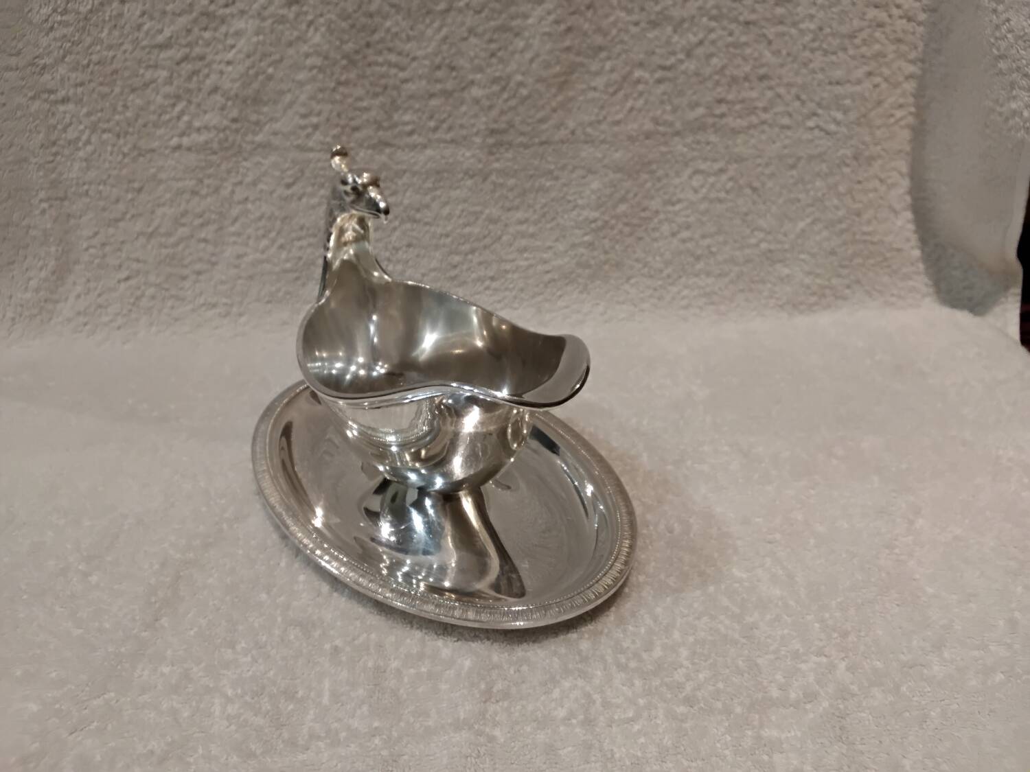 Beautiful silver-plated gravy boat by Christofle Malmaison, Eagle