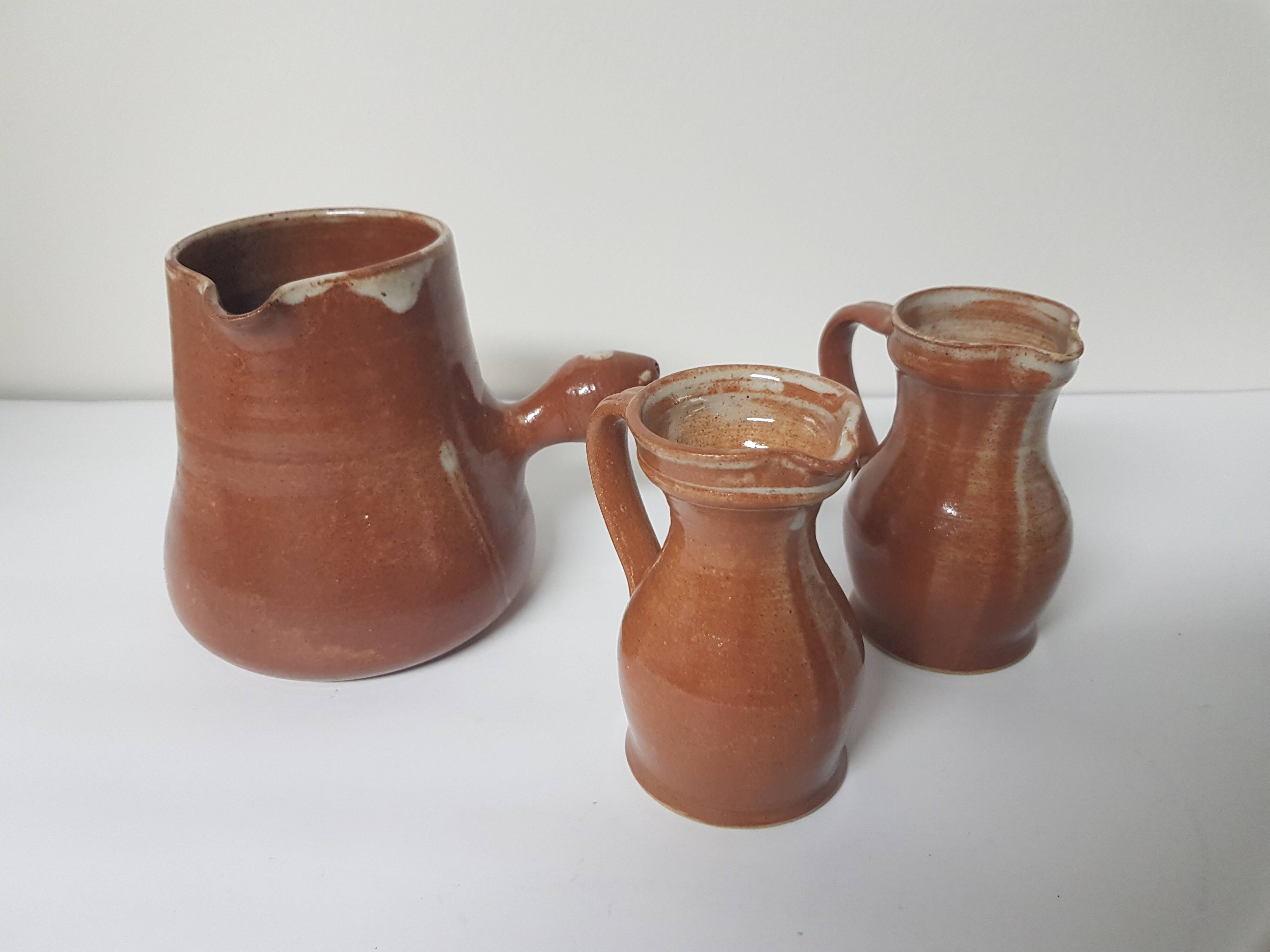 Set of 3 ceramic pitchers / milk jugs Signed Daniel Auger (Puisaye)