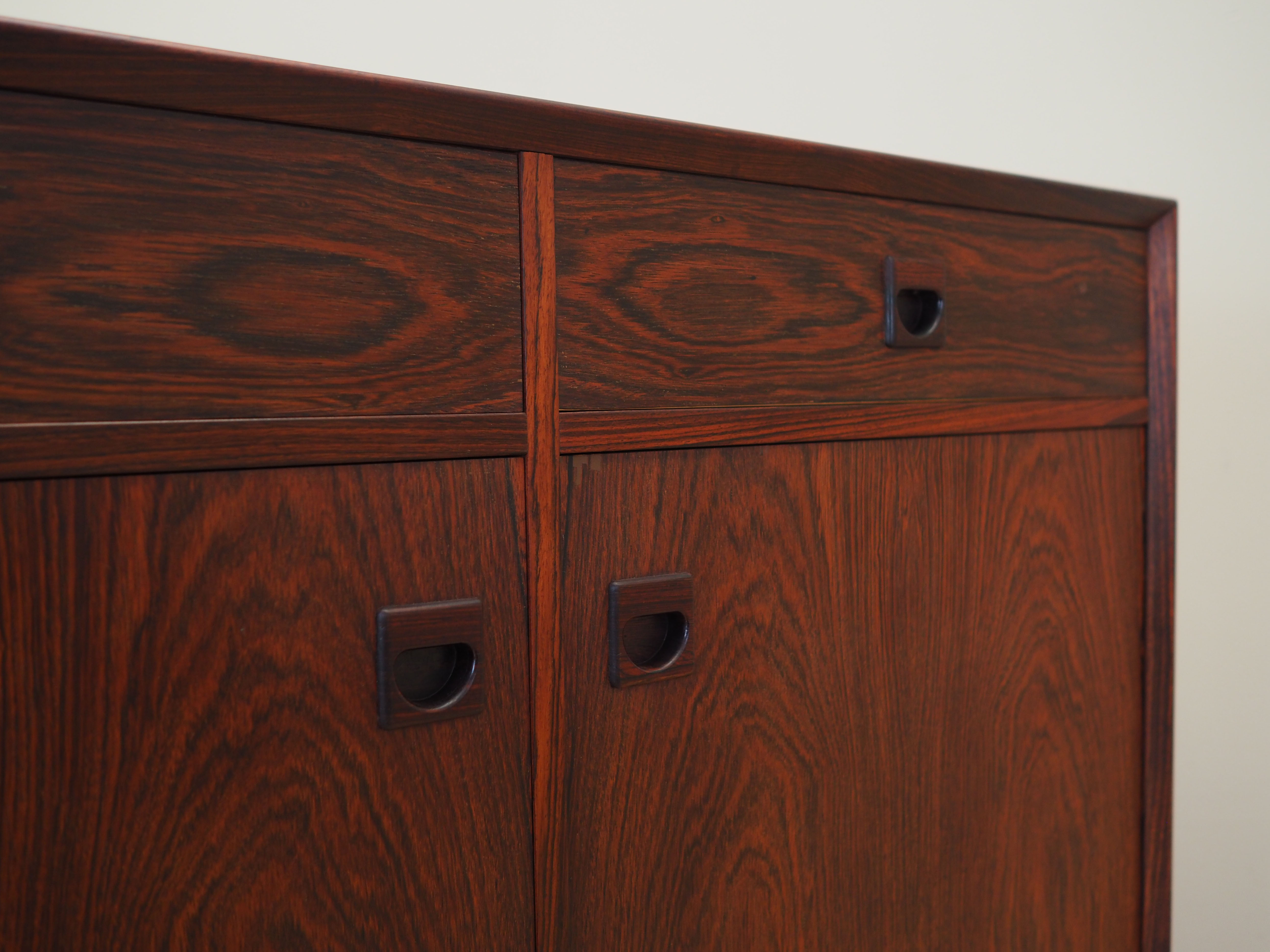 Buffet en palissandre, design danois, années 1970, production: Danemark