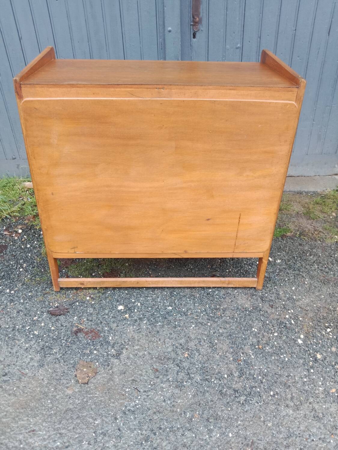 Commode vintage pieds compas