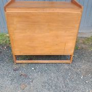 Commode vintage pieds compas