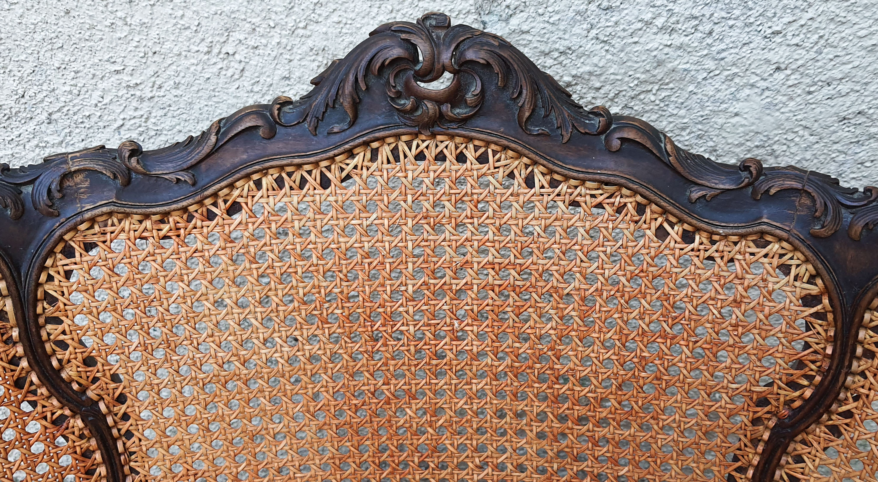 Louis XV-style shepherdess chair