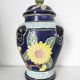Vase chinois couvert décor de fleurs