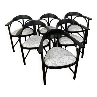 Series of 6 Thonet n•225 chairs in curved wood and tripod base