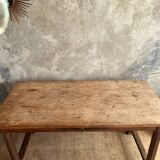Farmhouse table