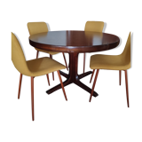 Scandinavian round table