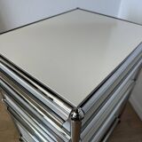 USM Haller wheeled caisson in Pure White