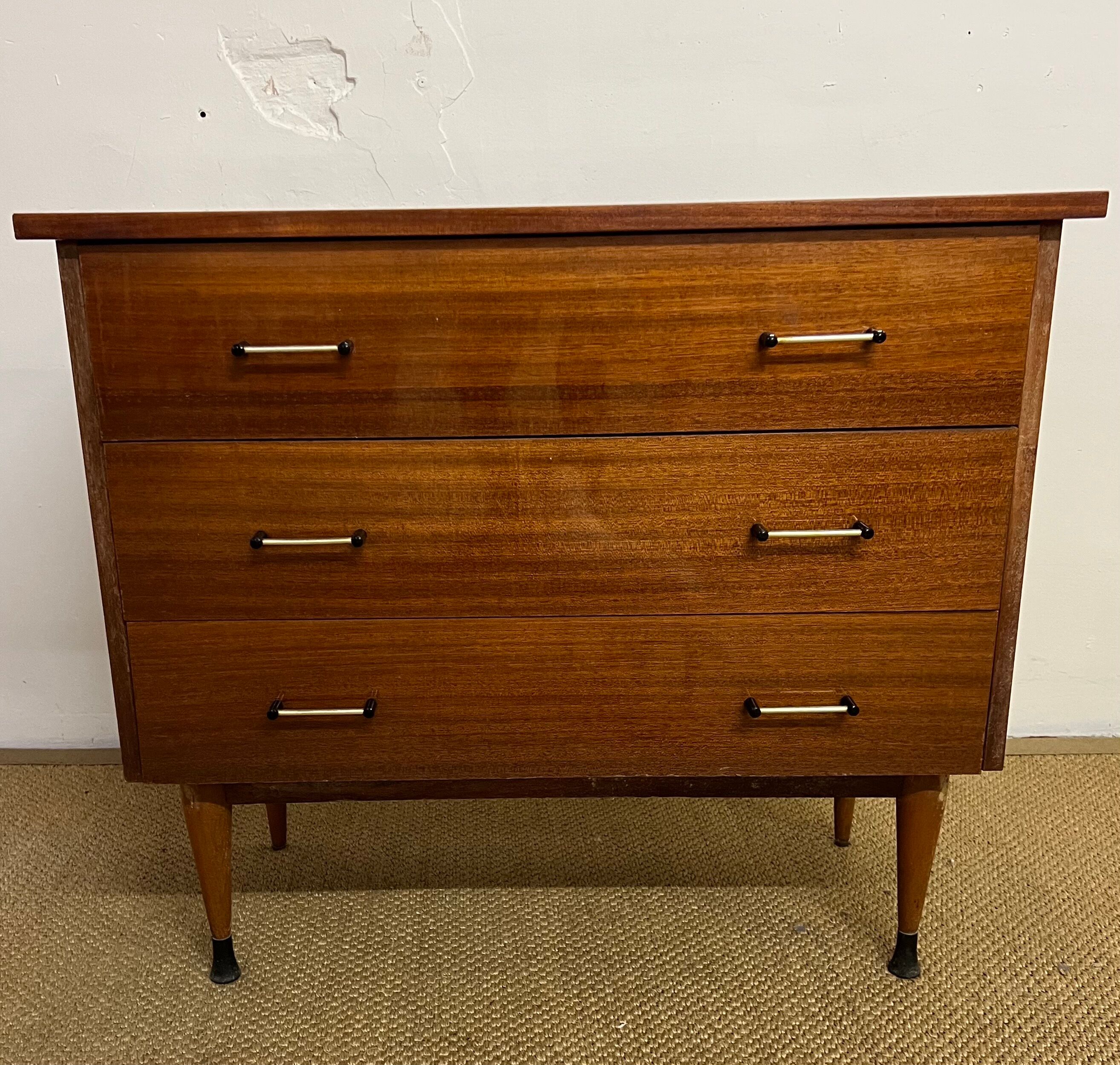 Vintage chest of drawers 3 drawers
