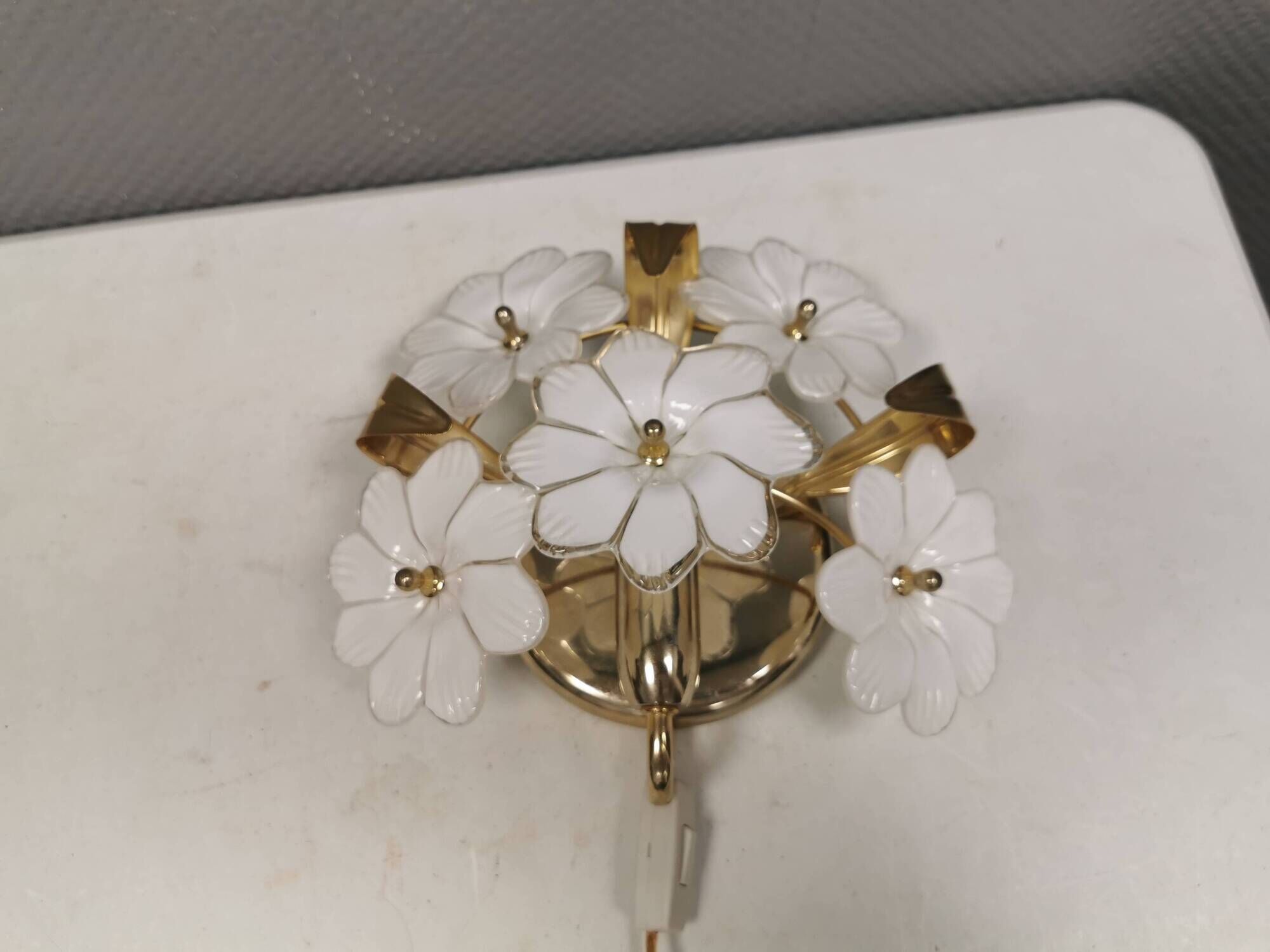 Swedish wall lamp in transparent and white glass shaped like flowers 1960s