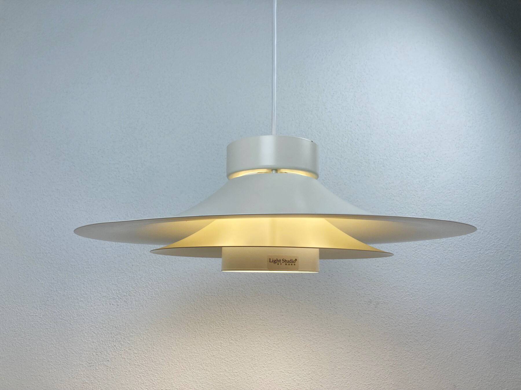 Vintage Danish Suspension • Horn 754 • 1980