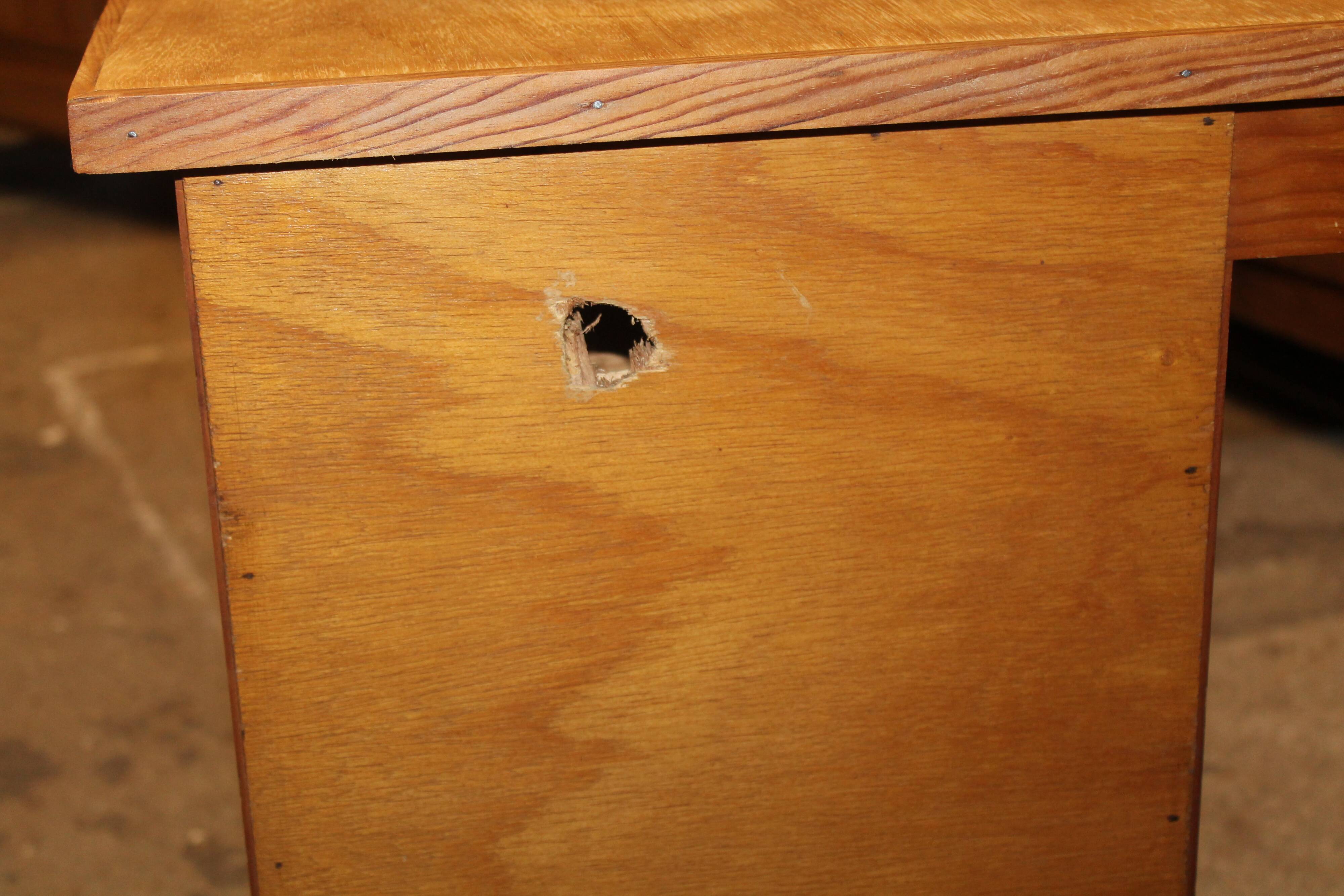 Desk and its baumann chair