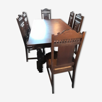 Breton dining room table with 2 extensions and 6 chairs with Breton characters