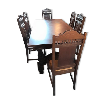 Breton dining room table with 2 extensions and 6 chairs with Breton characters