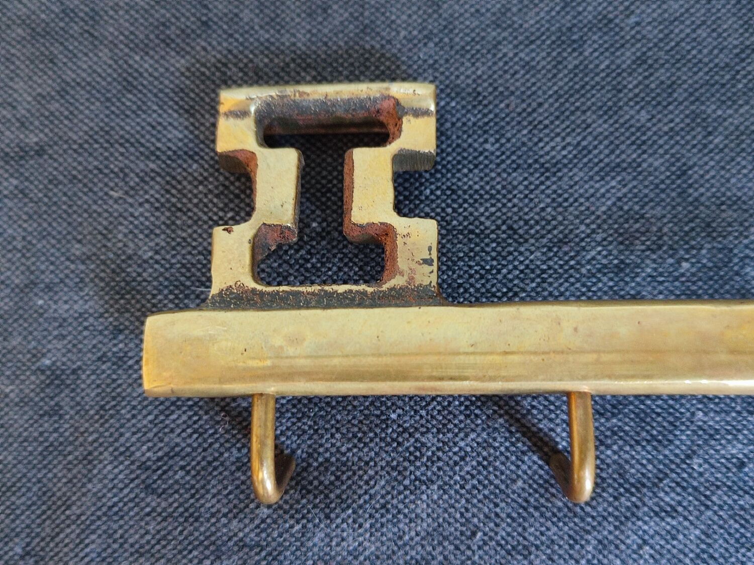 Key holder in the shape of a vintage key