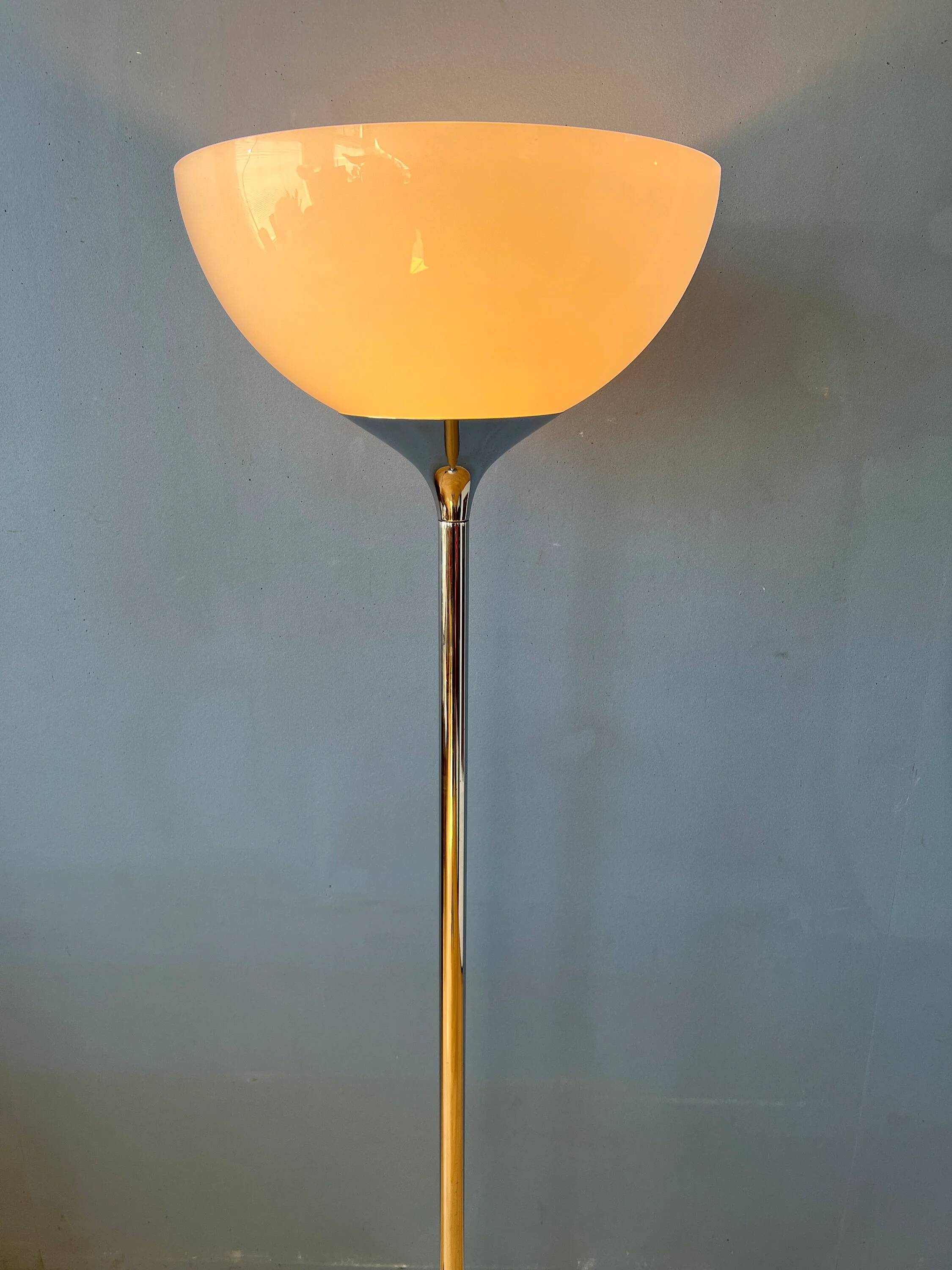 Space Age Guzzini Mid Century floor lamp with white acrylic shade