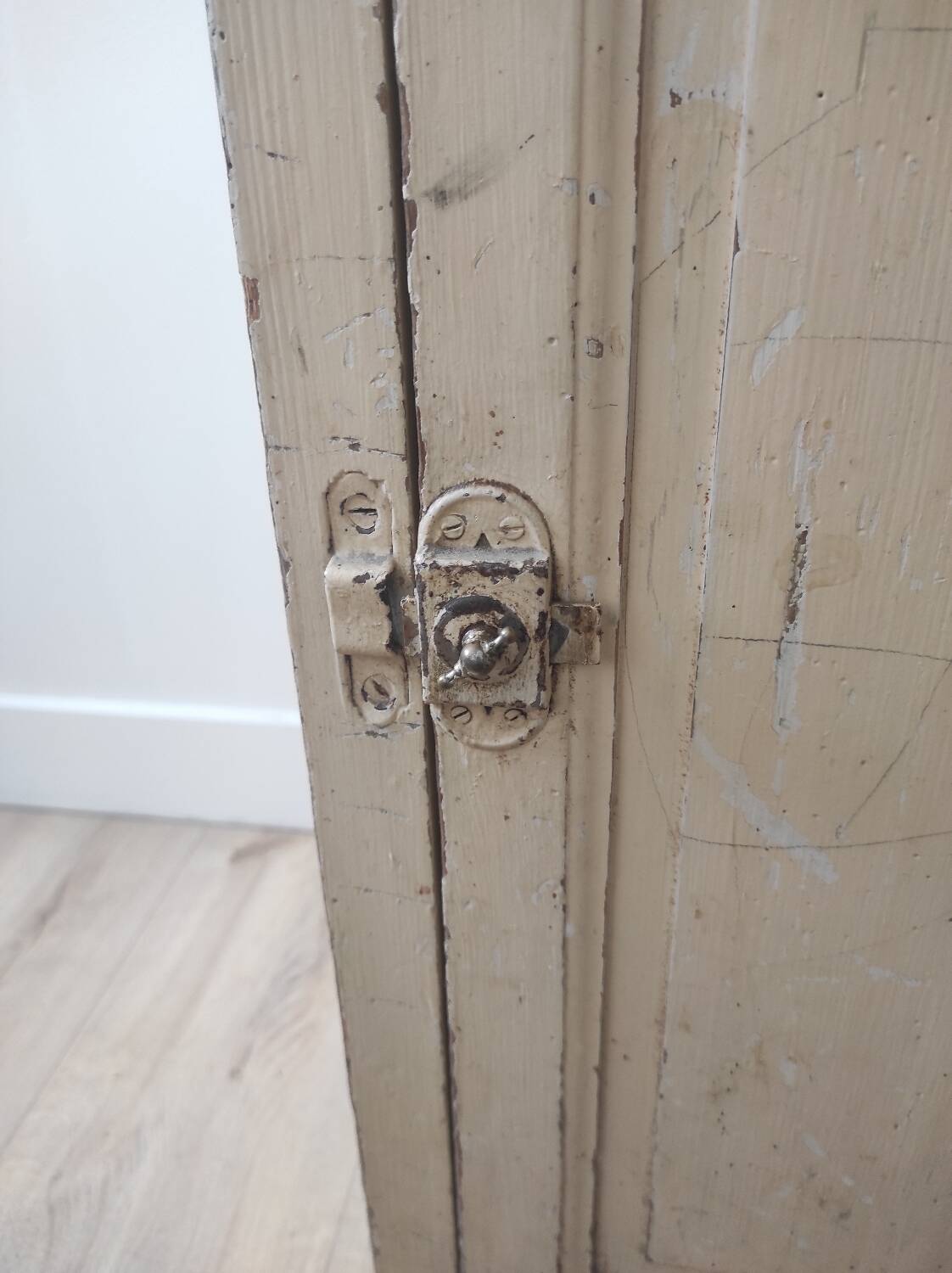 Small Parisian piece of furniture