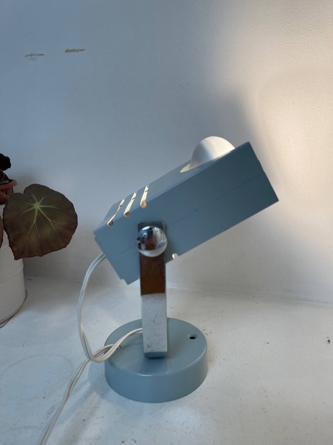 Vintage articulated desk lamp – 1970