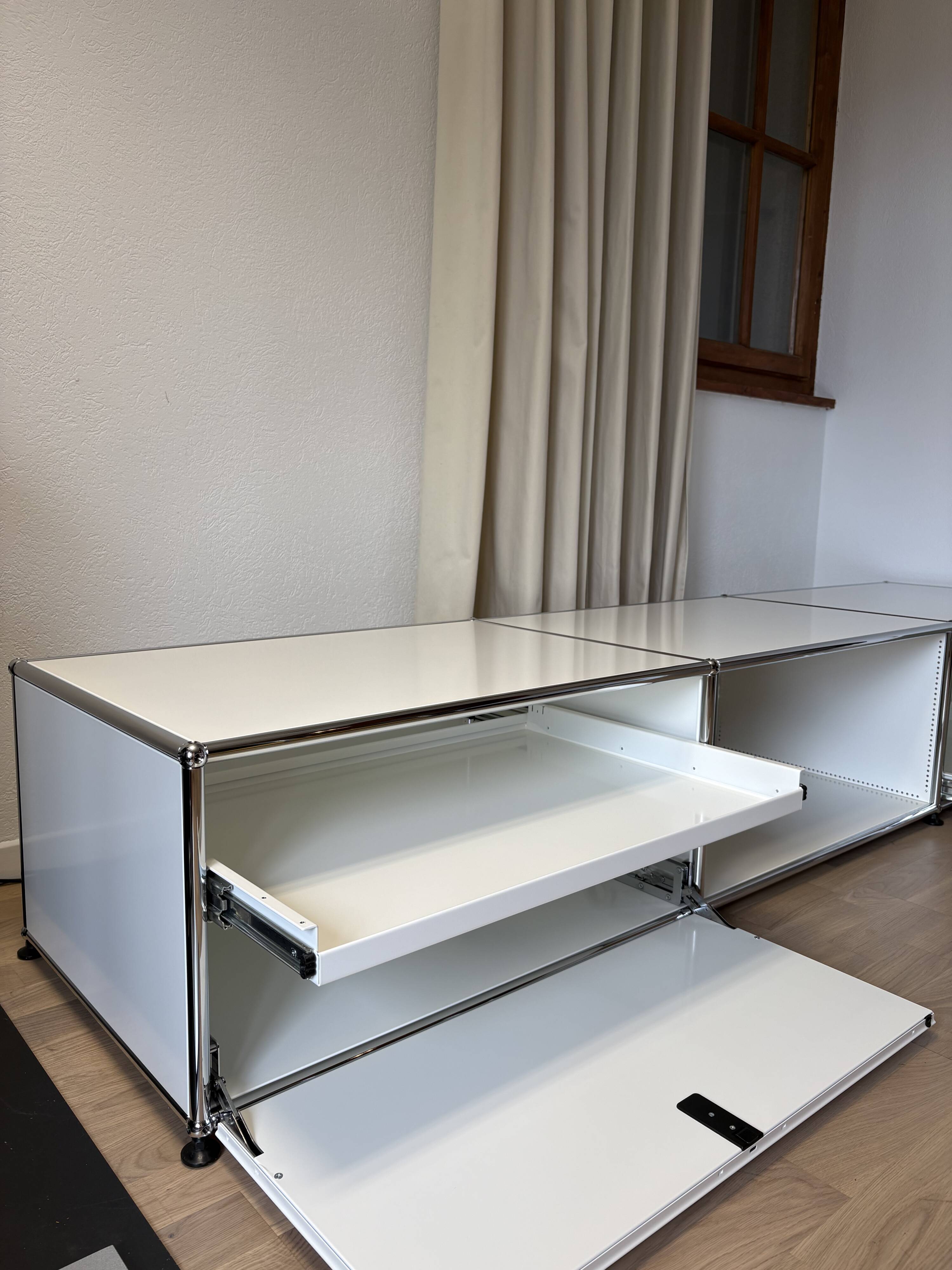 Meuble TV USM Haller blanc pur
