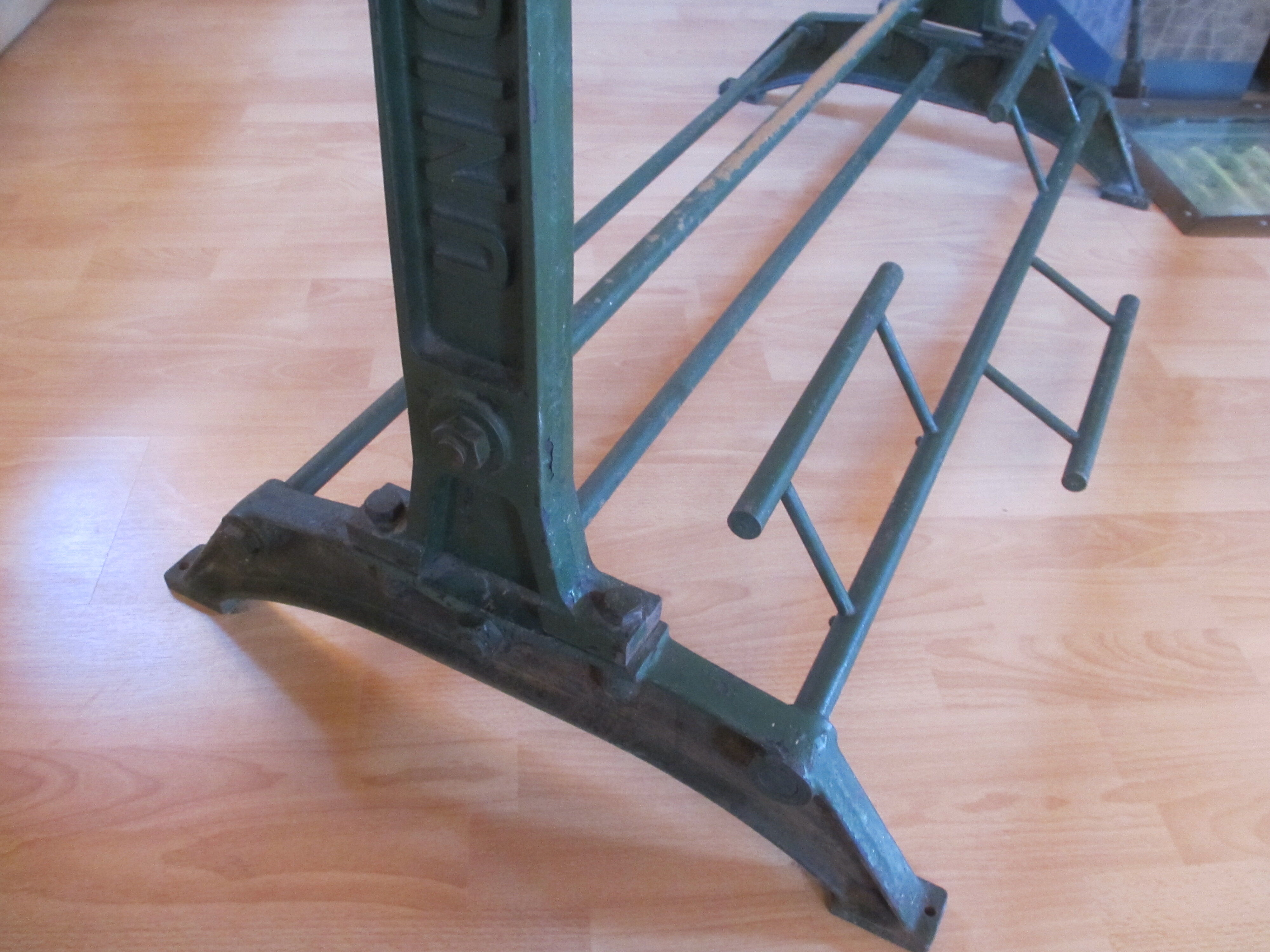 Drawing table 1950 UNIC cast iron base