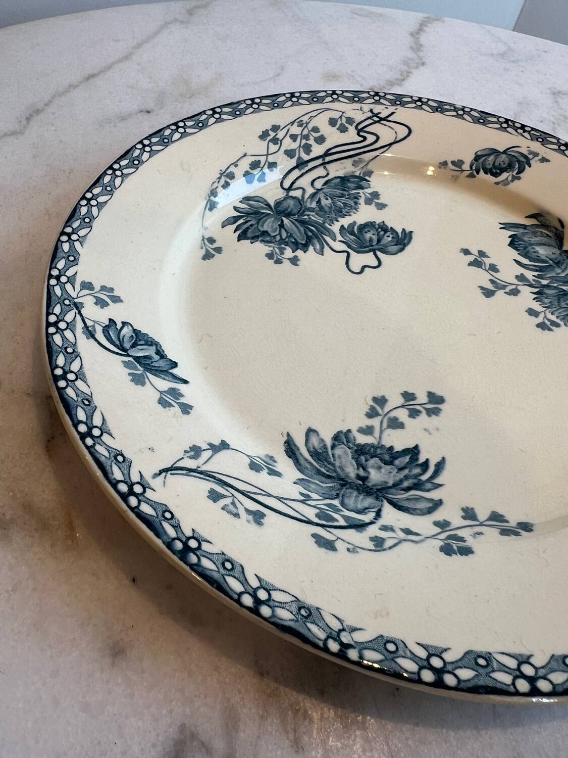 Royat iron earth flat plate