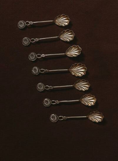 Set of six Portuguese sterling silver teaspoons with r decoration