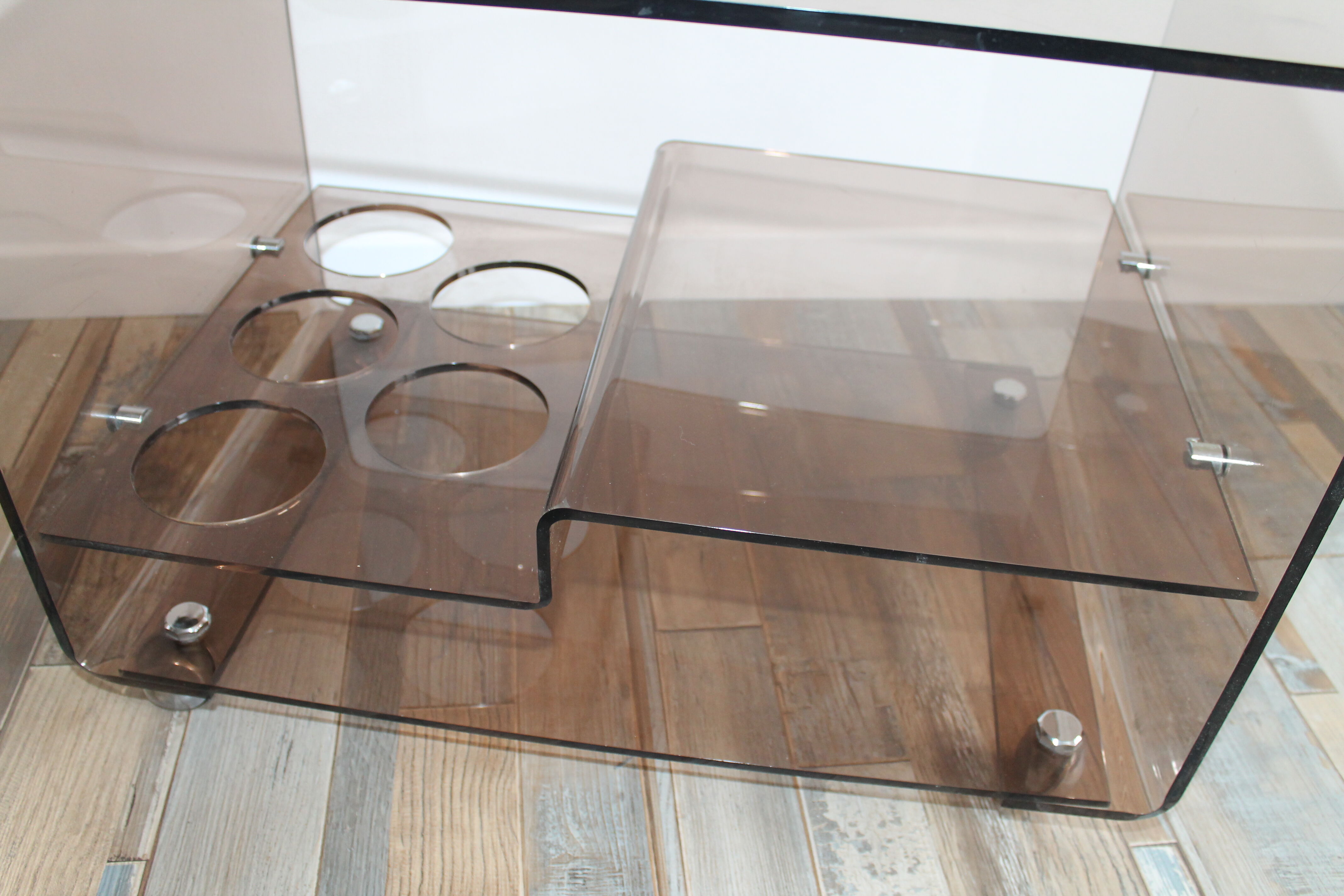 Low table served on wheels by Michel Dumas in vintage 1970 smoky Plexiglas