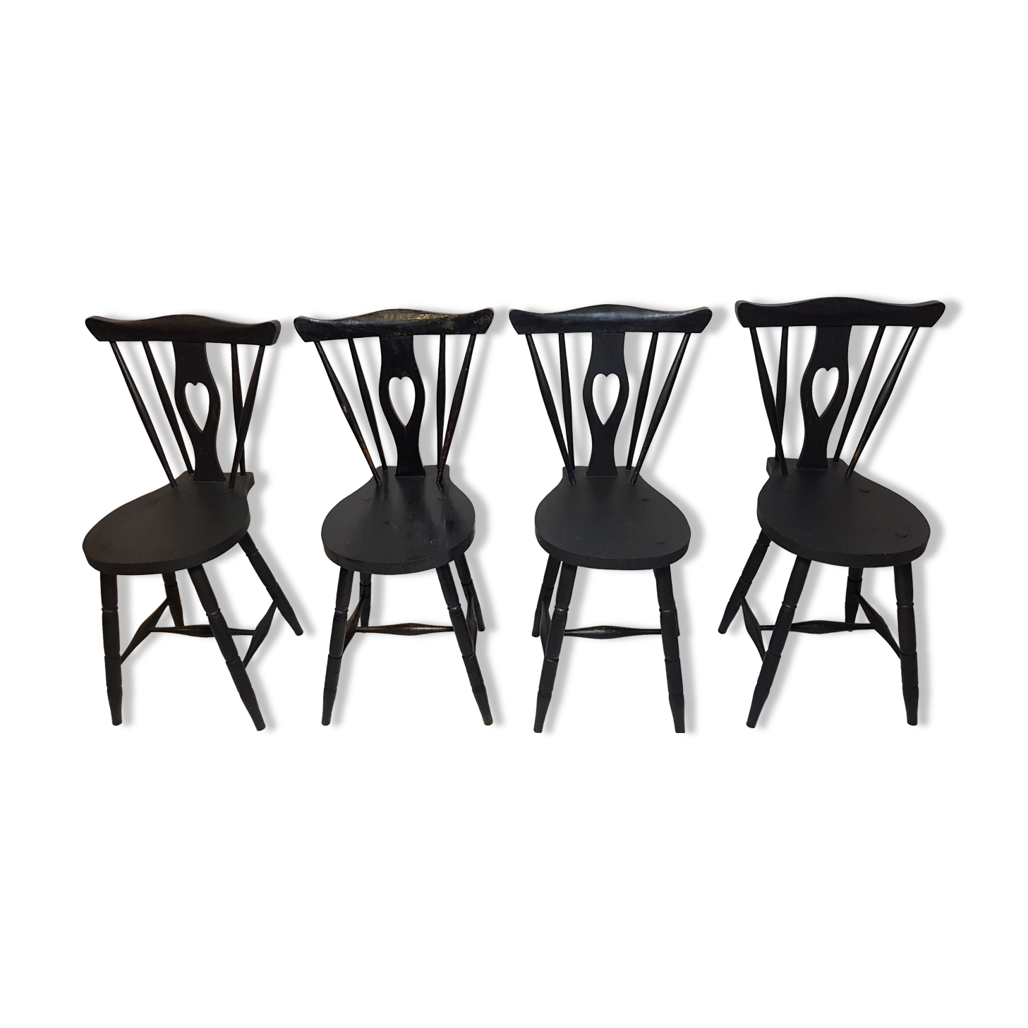 Series of 4 black Alsatian chairs heart pattern
