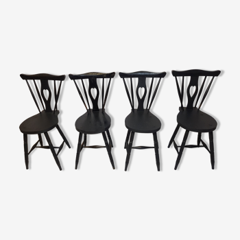 Series of 4 black Alsatian chairs heart pattern