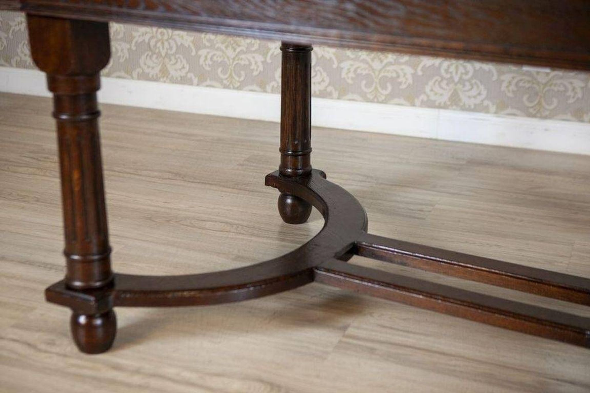 Early 20th Century Extendable Oak Dining Table, 1930s