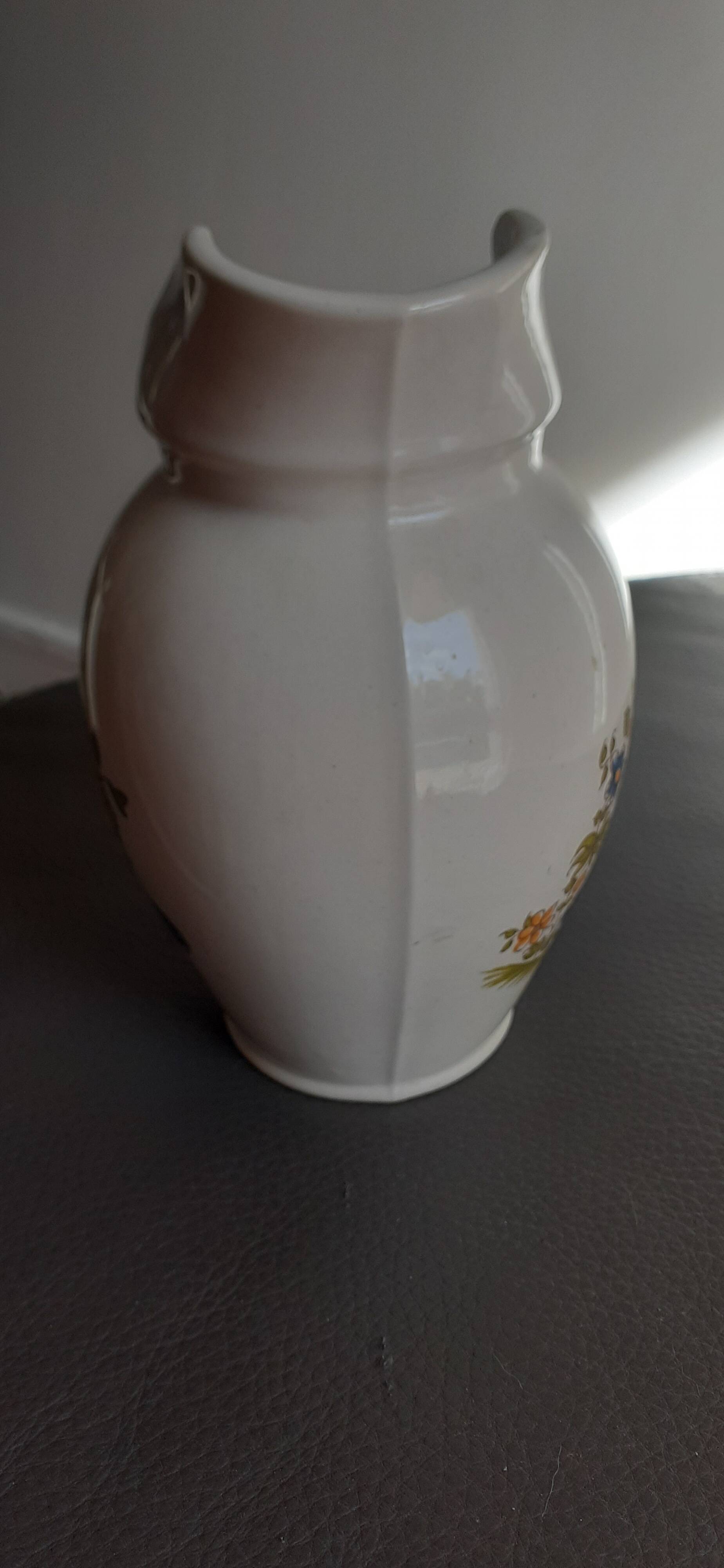 Water jug