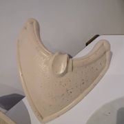 Pair of Art Deco corner wall lights in plaster and acid-etched glass, 1930s.