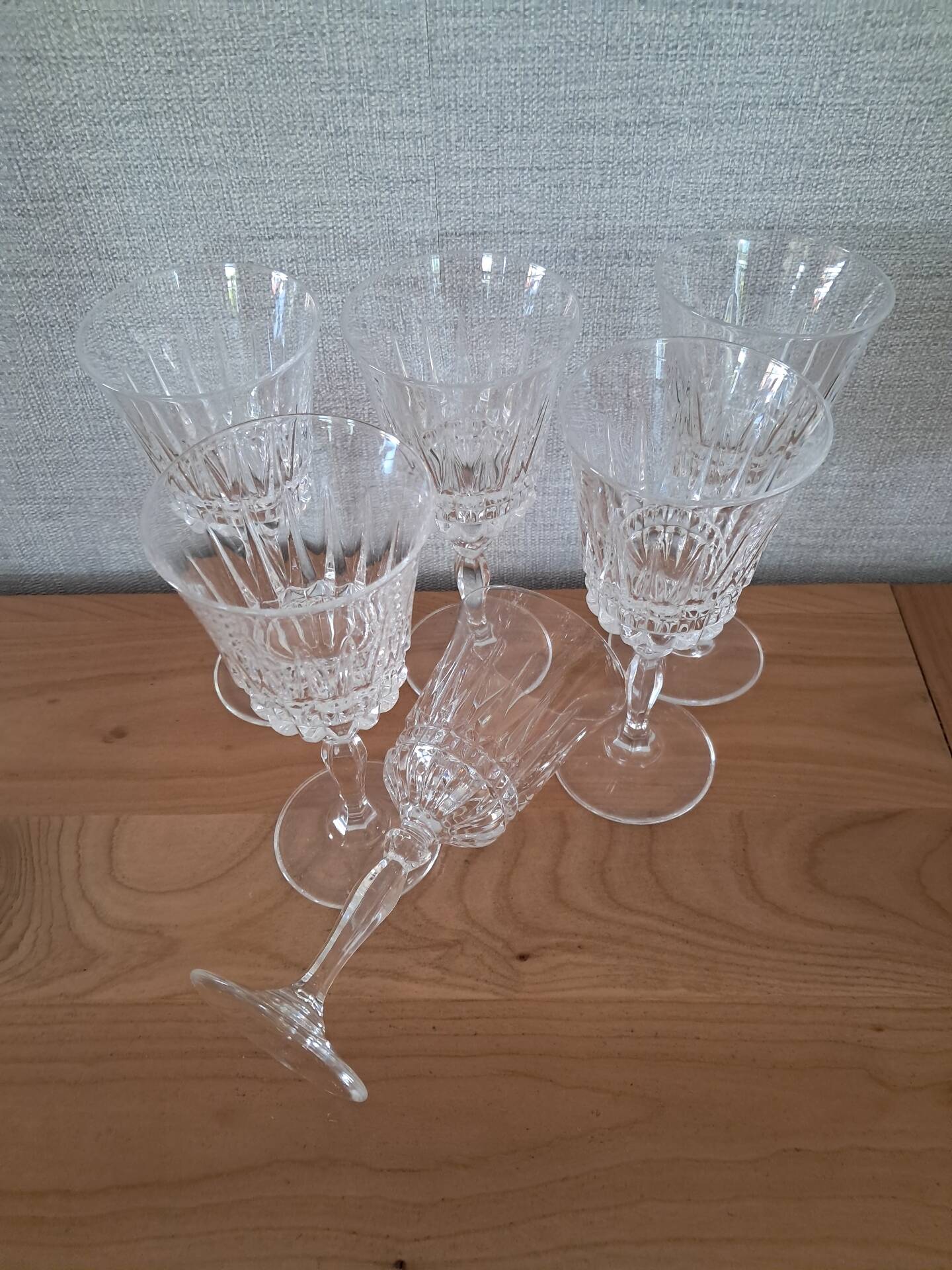6 crystal glasses from Arques Model Villeneuve