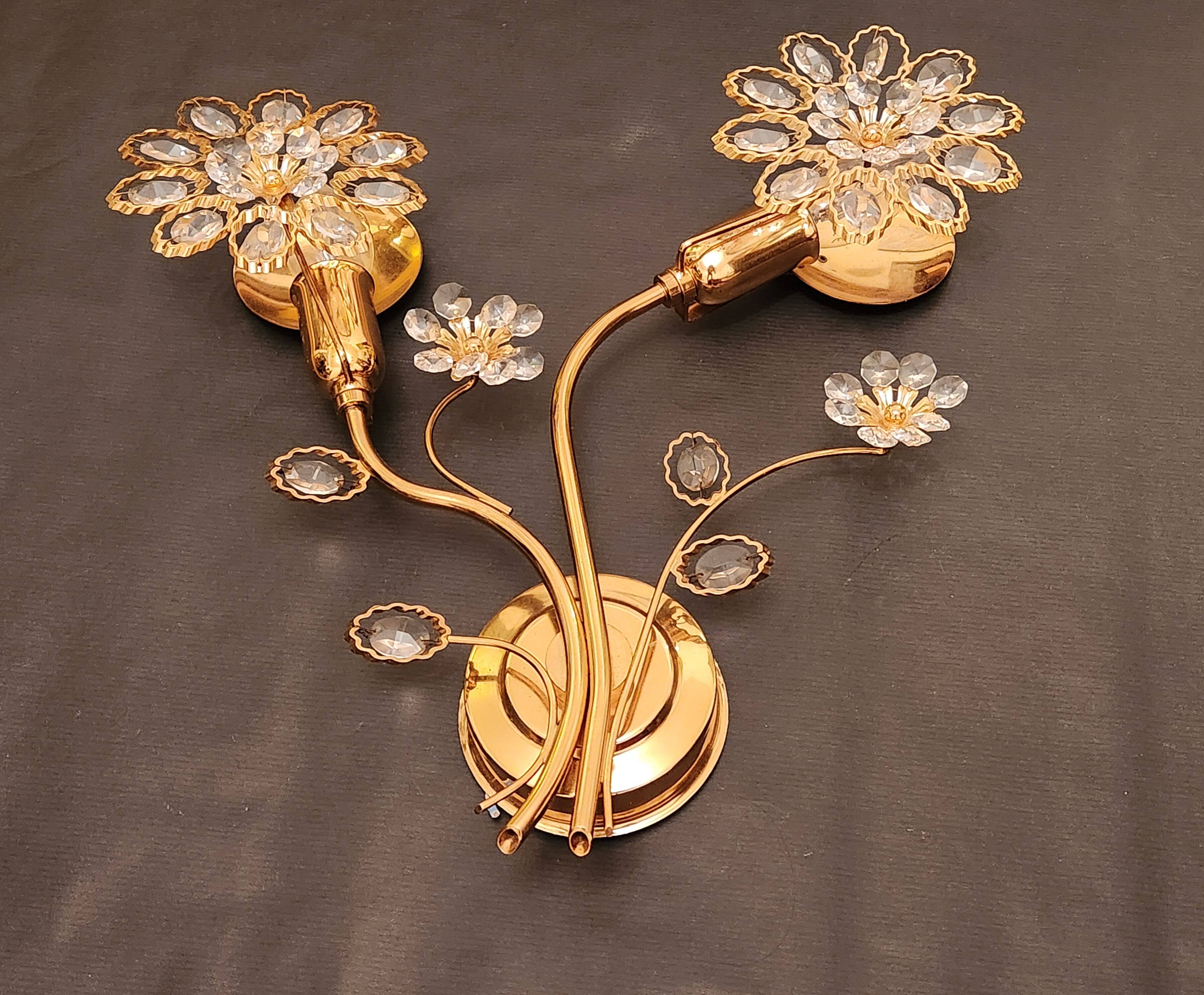 Set Hollywood Regency Wandlampe vergoldet Messing Swarovski-Kristalle Palwa