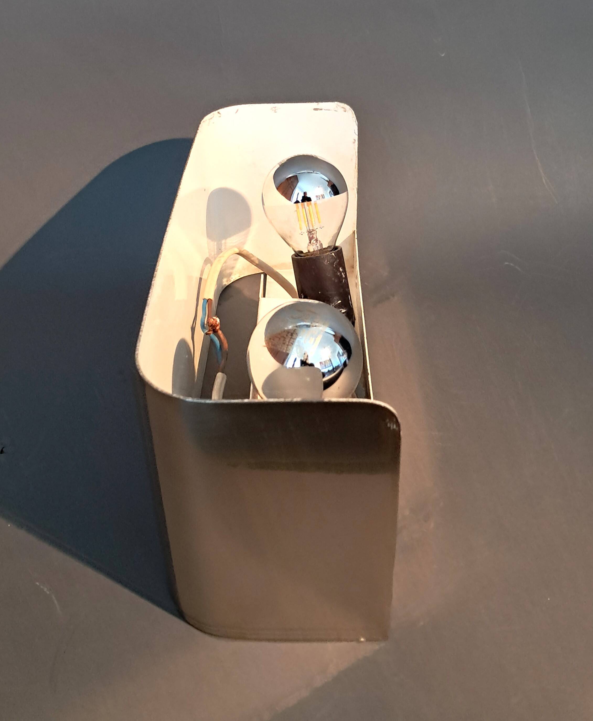 Applique à 2 lumières en aluminium brossé doré, 1970