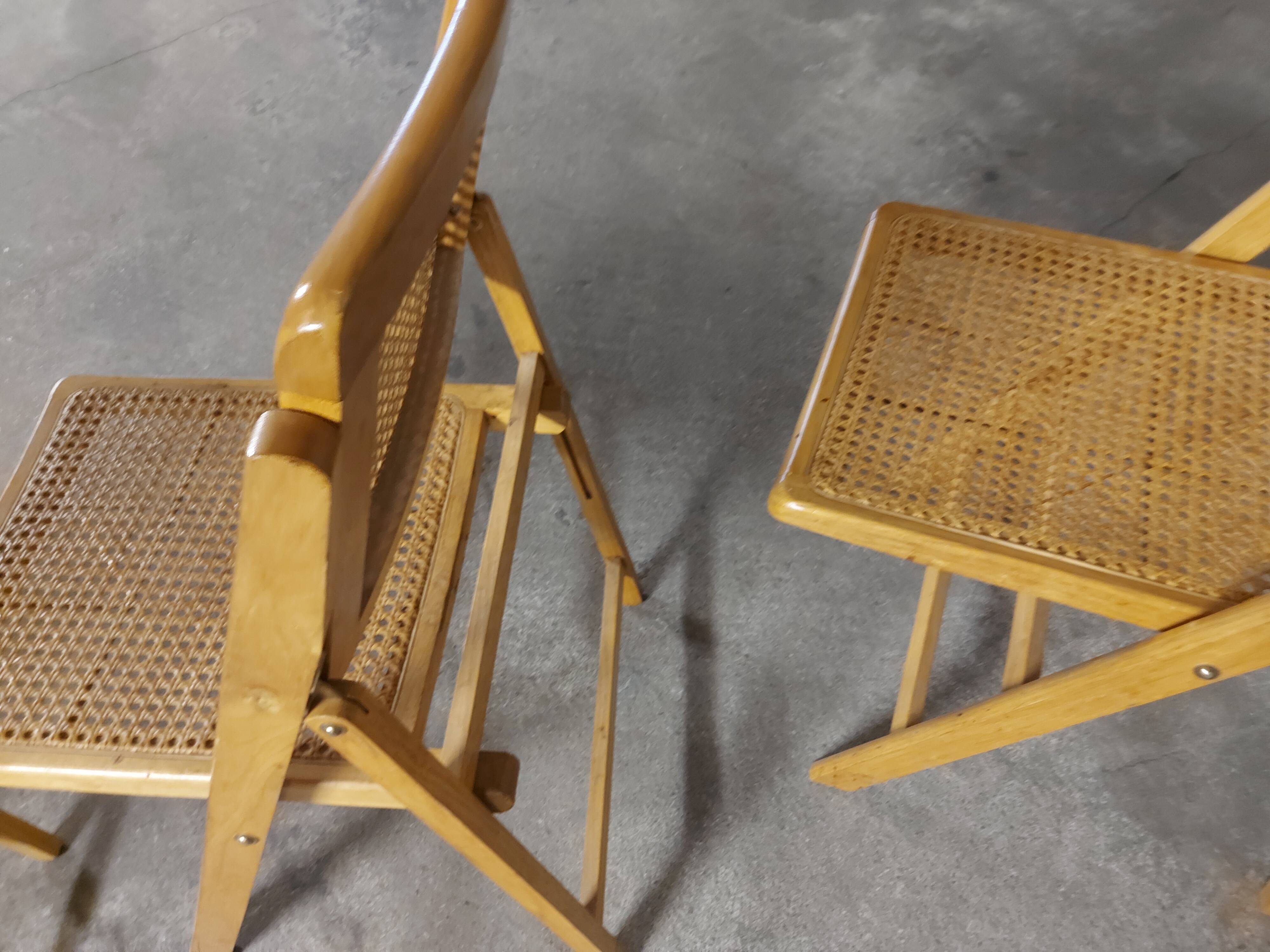 Set de 3 chaises  cannées  pliantes vintages 70