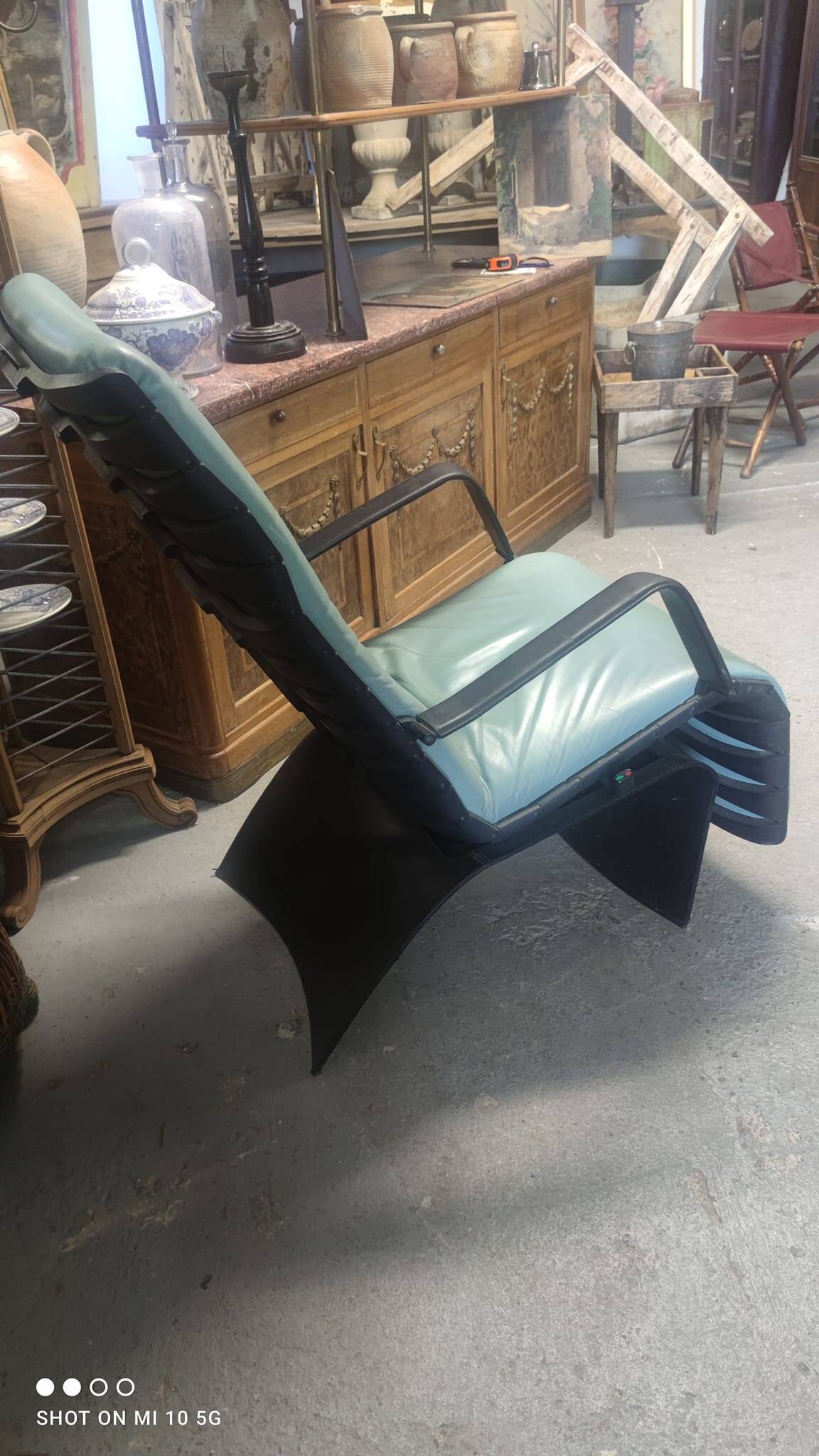 Pair of armchairs model antropovarius ferdinand porsche poltrona frau