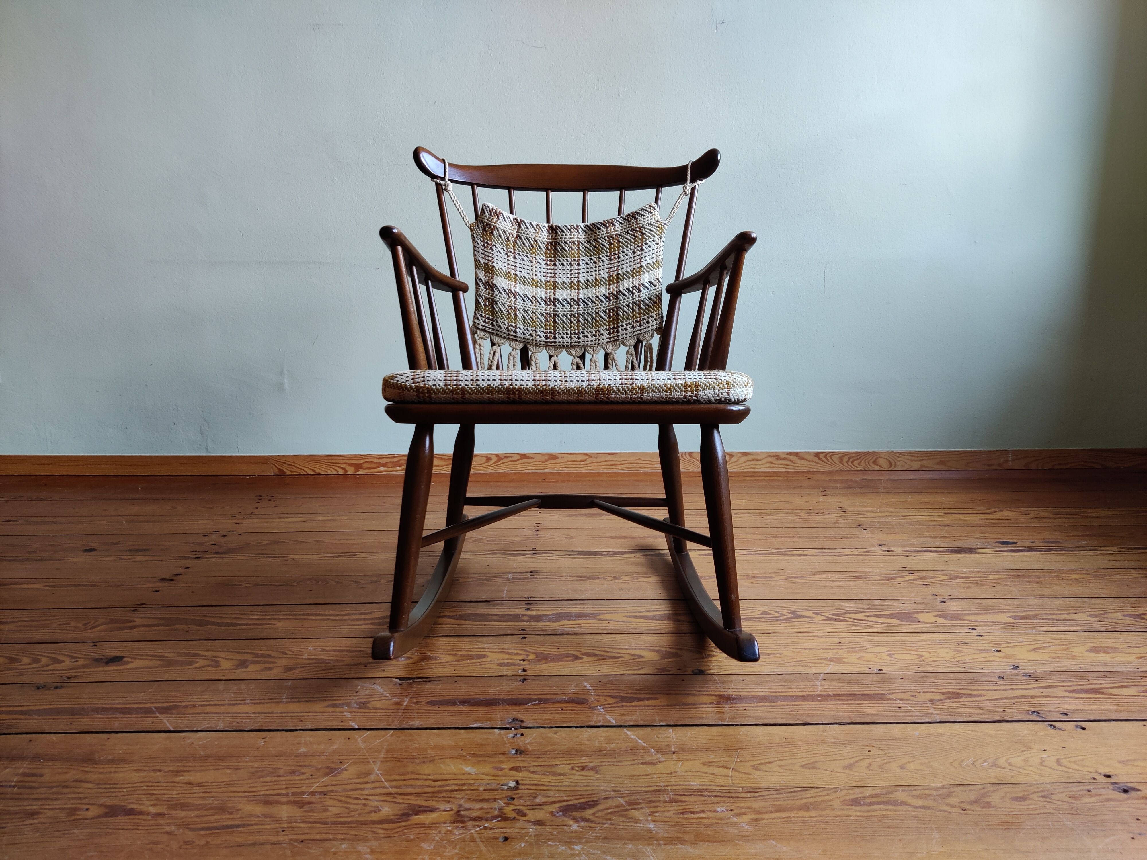 Chaise berçante par Børge Mogensen