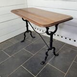 Bistro table in cast iron and oak top