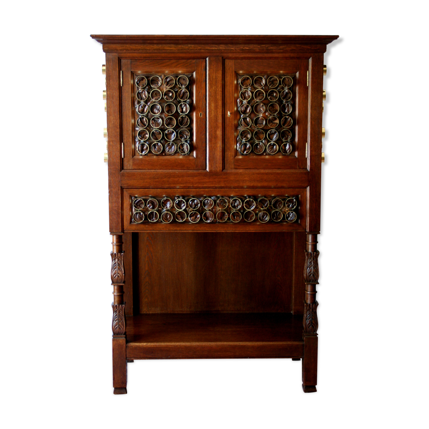 Bar in neo-renaissance style in solid oak