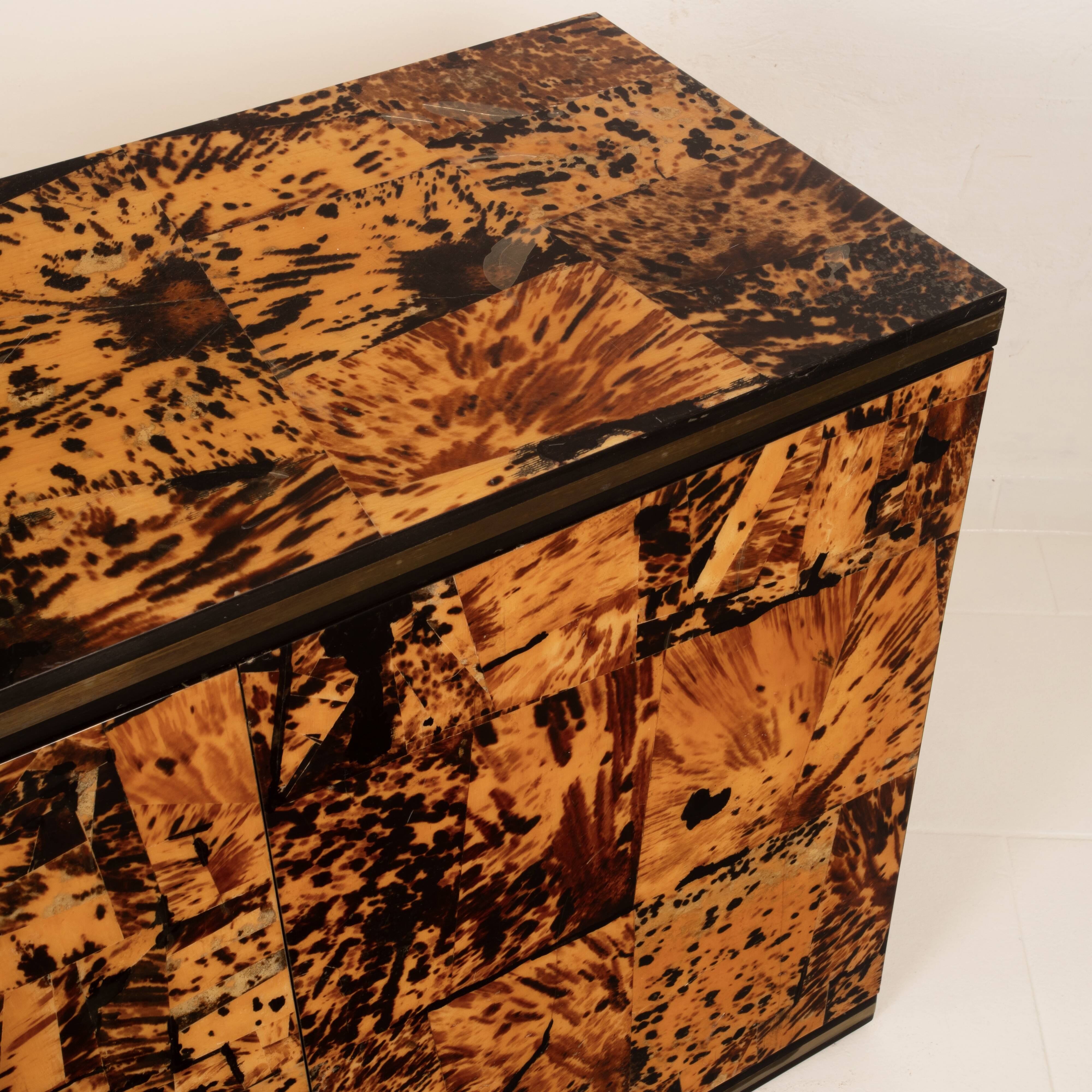 Unique Tortoiseshell Cabinet by Roberto Jodice for Ottini Milano 1974