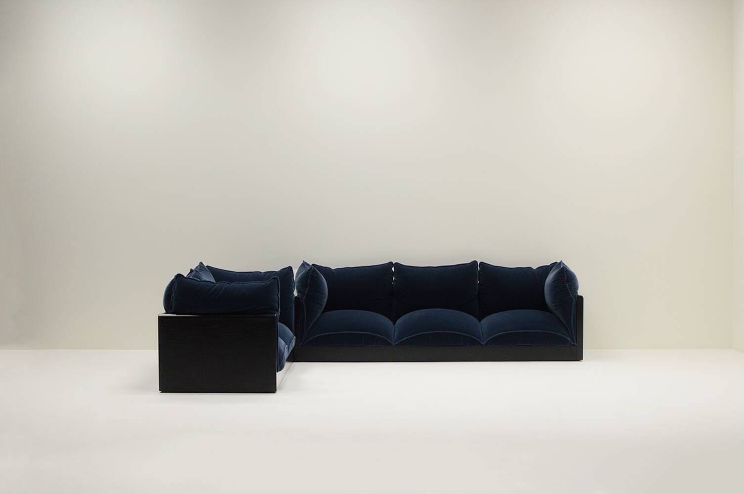 “Down” sofa set by Carlo Bartoli for Rossi di Albizzate, 1970s Italy.